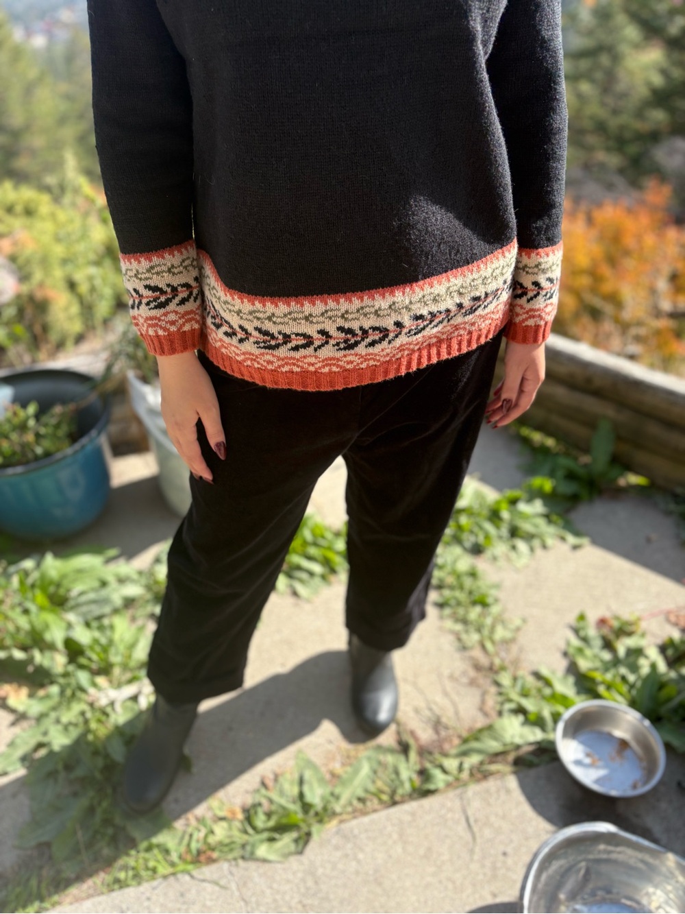 Ladies Fall Sweater - Picture 6 of 10